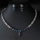 Juego de collar con aretes de diamantes