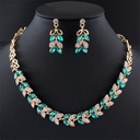 Juego de collar con aretes de diamantes