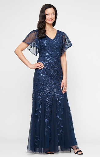 Vestido de corte sirena con inserciones