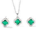Juego de collar con aretes de trébol