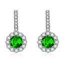 Aretes colgantes con diamantes