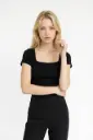 Blusa sólida con escote cuadrado