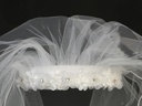 Velo en diadema con flores de organza