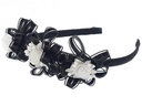Diadema con flores de organza