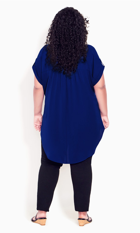 Blusa plisada con botones