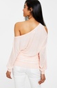 Blusa con hombros descubiertos