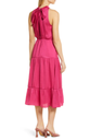 Vestido sin mangas con cuello alto