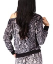 Blusa con estampado de serpiente