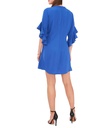 Vestido con mangas de volantes