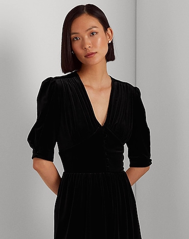 Vestido de terciopelo cona manga corta