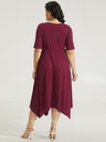 Vestido con dobladillo asimétrico