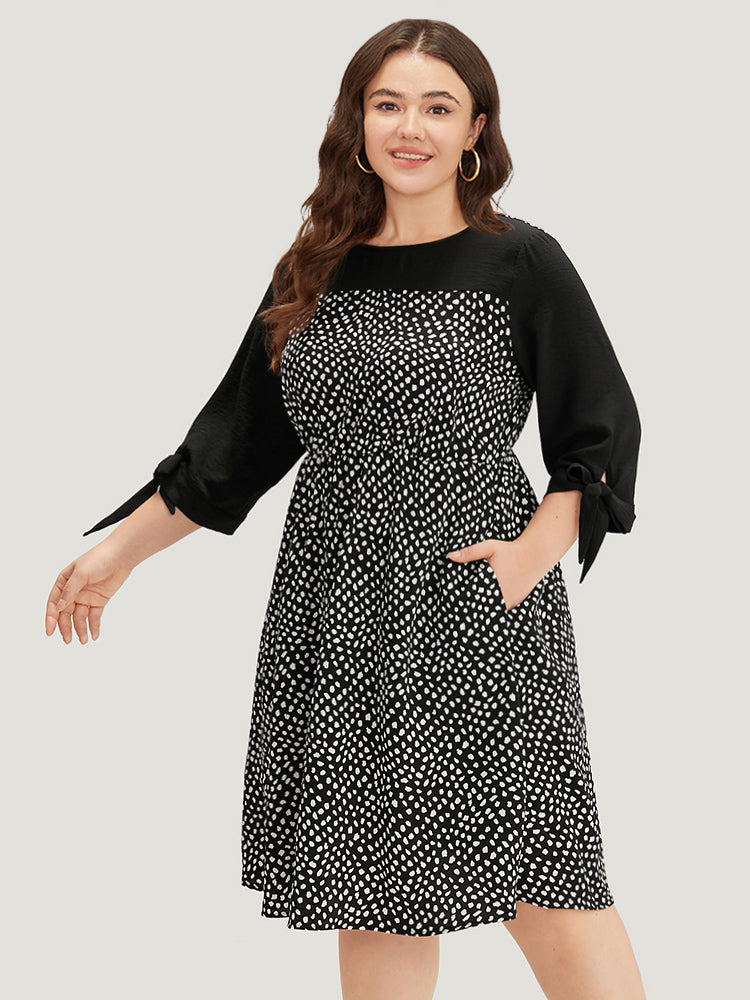 Vestido estampado con puntos