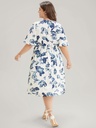 Vestido floral con nudo al frente 