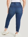 Jeans elásticos con detalle desgastado