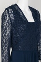 Vestido con chaqueta de encaje y lentejuelas 