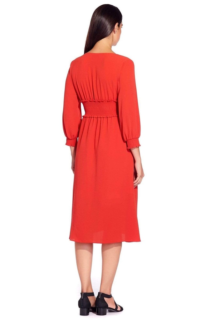 Vestido midi de cintura elástica 