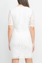 Vestido de encaje floral con mangas 