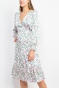 Vestido midi floral con mangas 