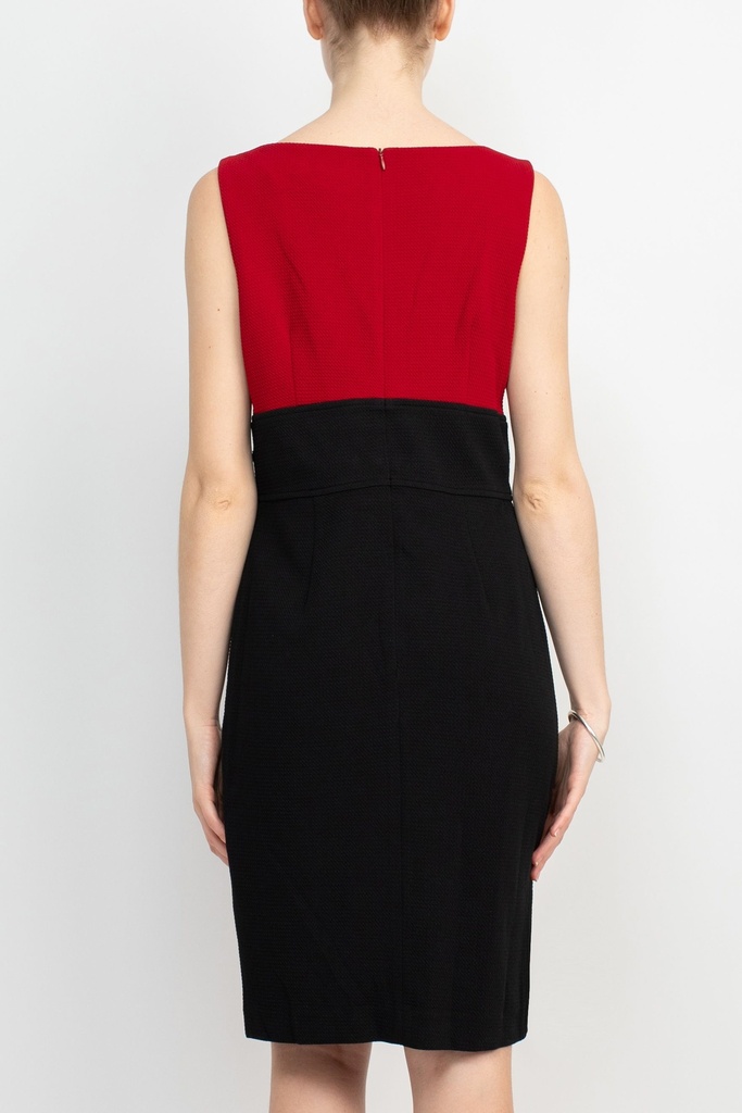 Vestido con chaqueta y cinturón