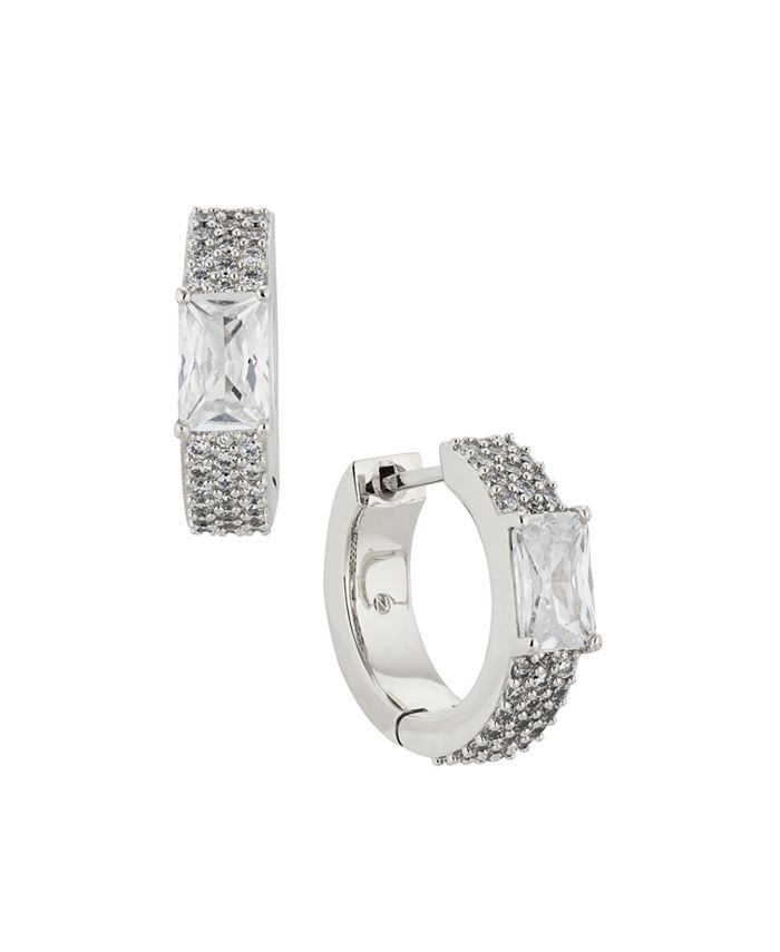 Pendiente de aro Huggie pequeño