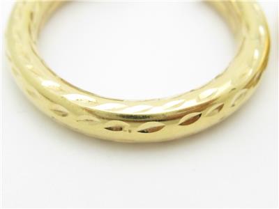 Aretes de aro texturizados