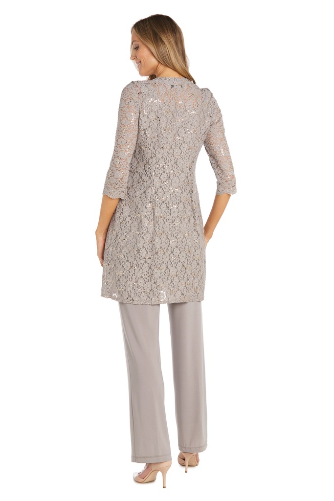 Traje de pantalón de encaje con perlas