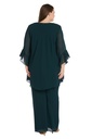Traje con pantalón y blusa escalonada