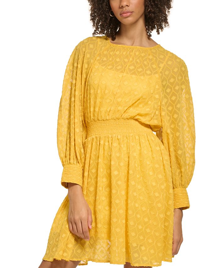 Vestido de gasa texturizada