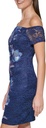 Vestido ajustado con bordado floral
