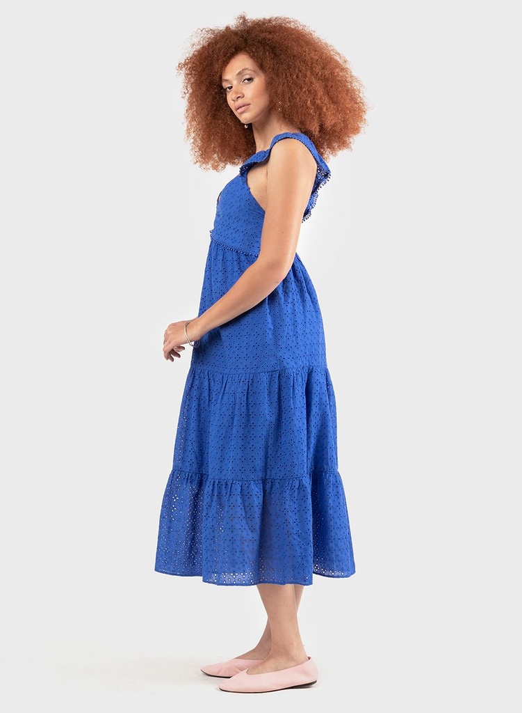 Vestido de tirantes con ojales