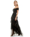 Vestido de tul escalonado y transparencias