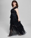 Vestido de tul escalonado
