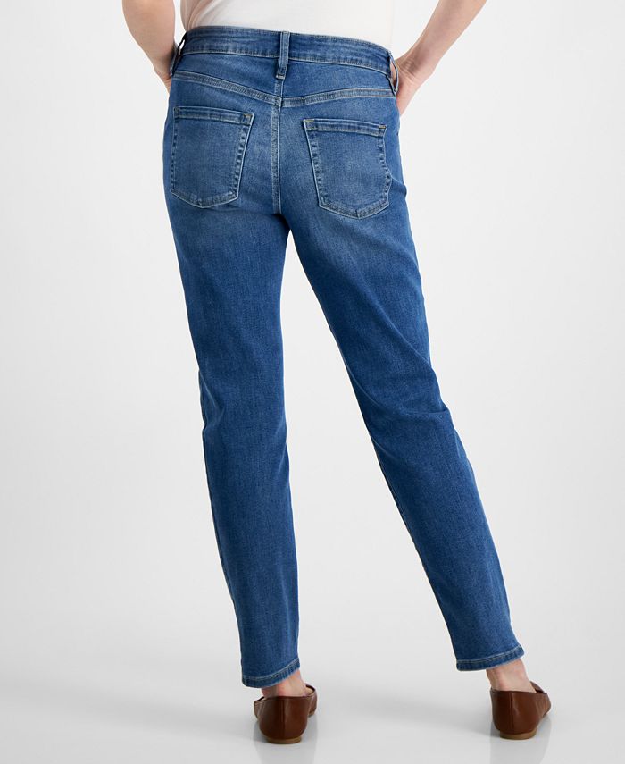 Jeans slim leg de tiro medio