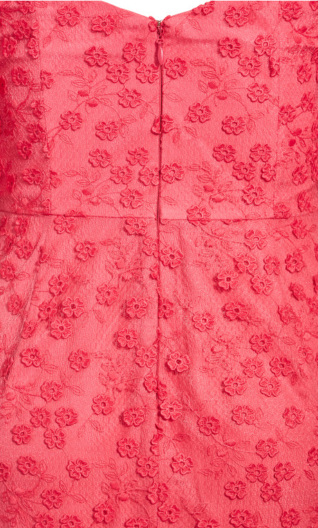 Vestido con detalles de flores 3D