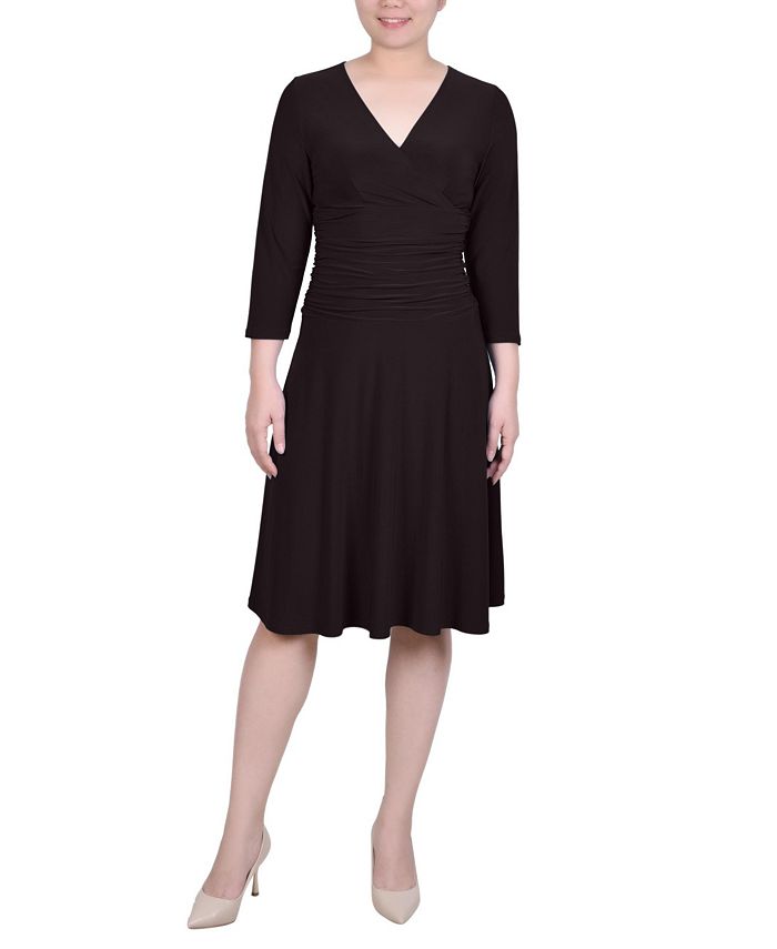 Vestido fruncido en forma de A