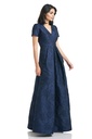 Vestido de jacquard con manga corta