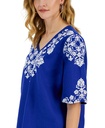 Blusa de lino con escote en V y bordado