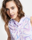 Blusa con cuello vuelto marmoleada