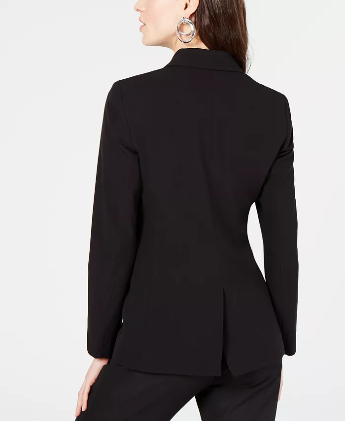 Blazer con cuello muesca y un botón