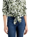 Blusa con dobladillo anudado