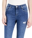 Jeans con estampado de leopardo