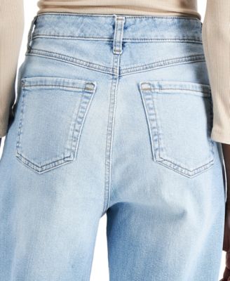 Jeans Mom de tiro alto y rotos