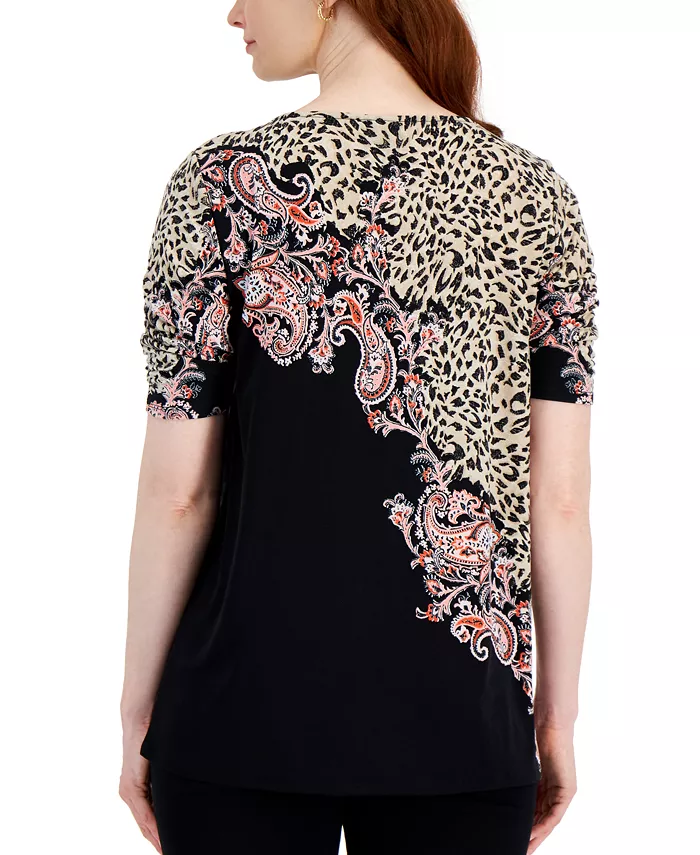 Blusa con detalle de cadena