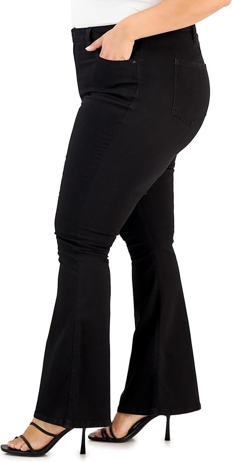 Jeans acampanados de talle alto