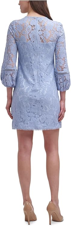 Vestido recto de encaje floral