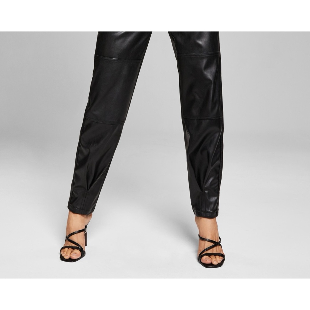 Pantalón utilitario piel sintética