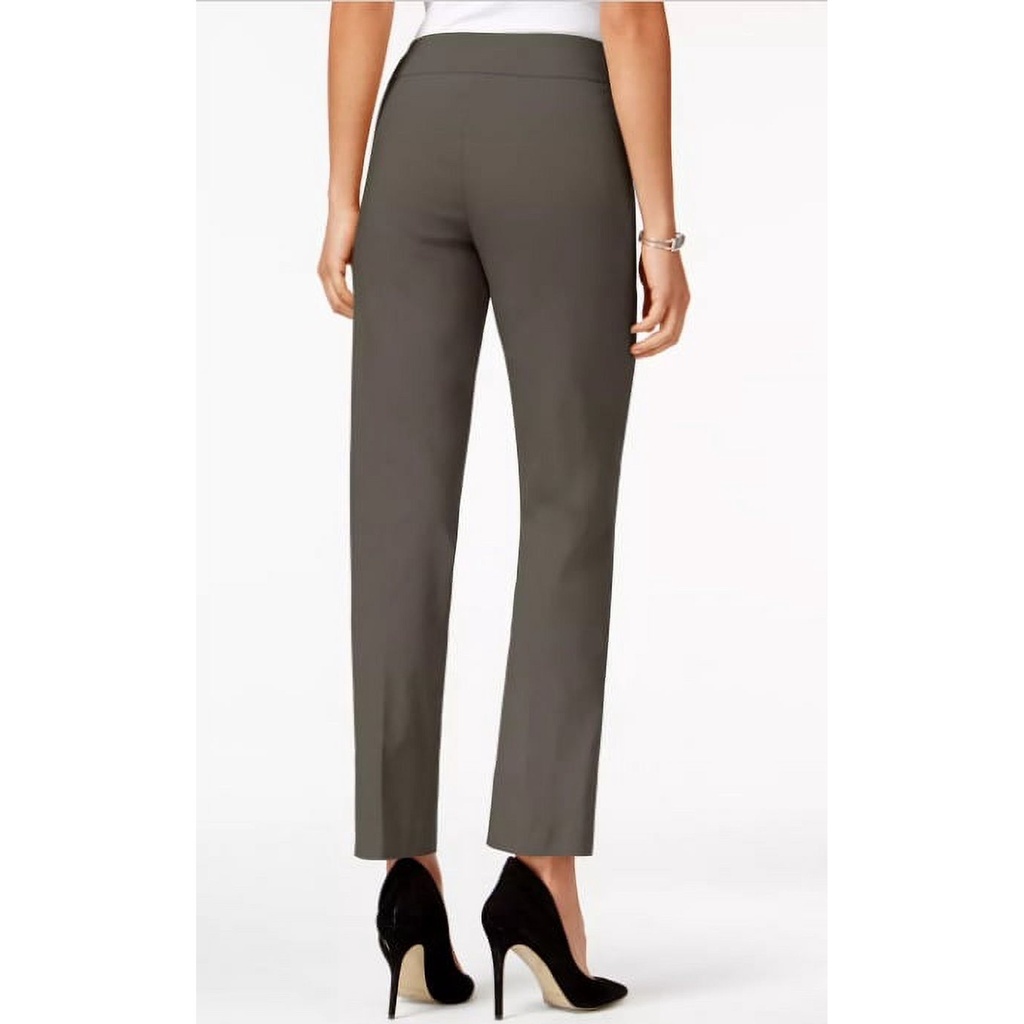 Pantalones de vestir con tachuelas