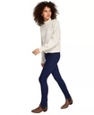 Jeans con dobladillo dividido