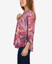Blusa  de ribete con tachuela