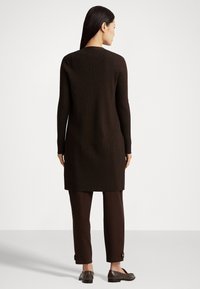 Cardigan de algodón canalé